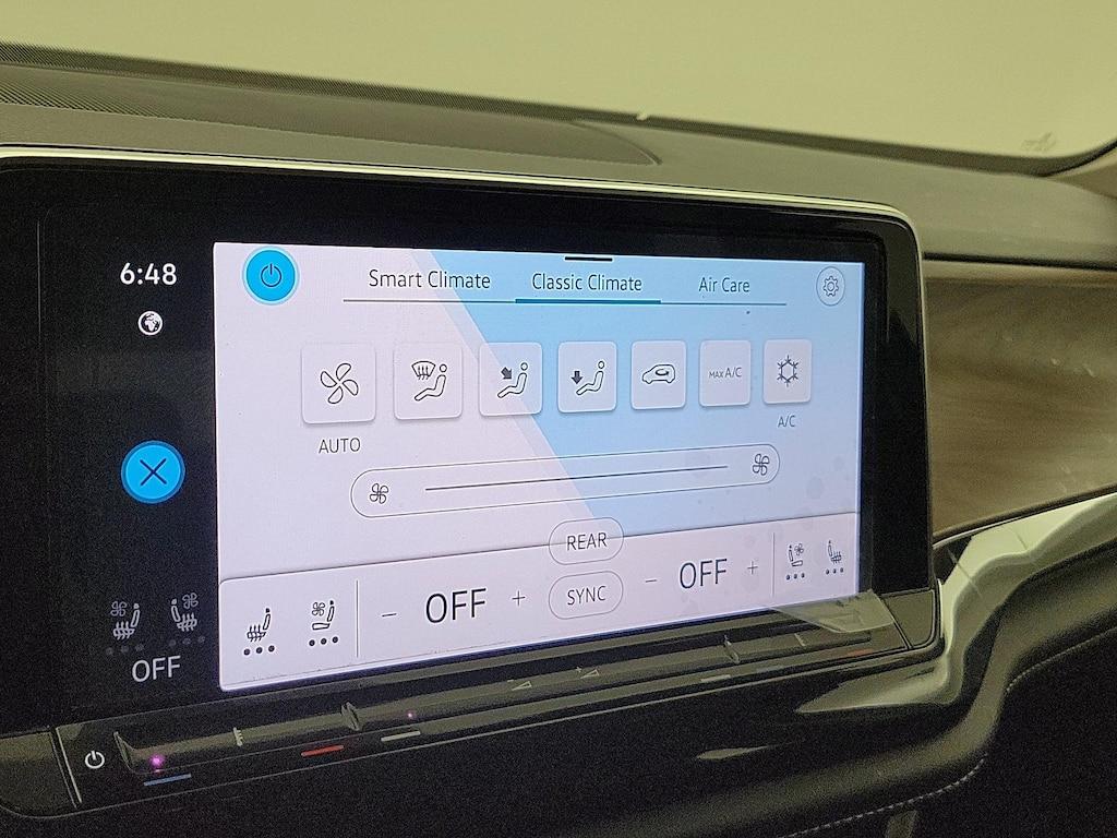 used 2024 Volkswagen Atlas car, priced at $32,998