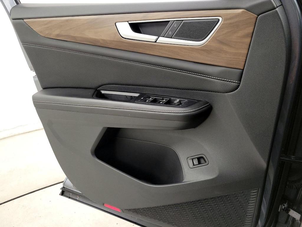 used 2024 Volkswagen Atlas car, priced at $32,998