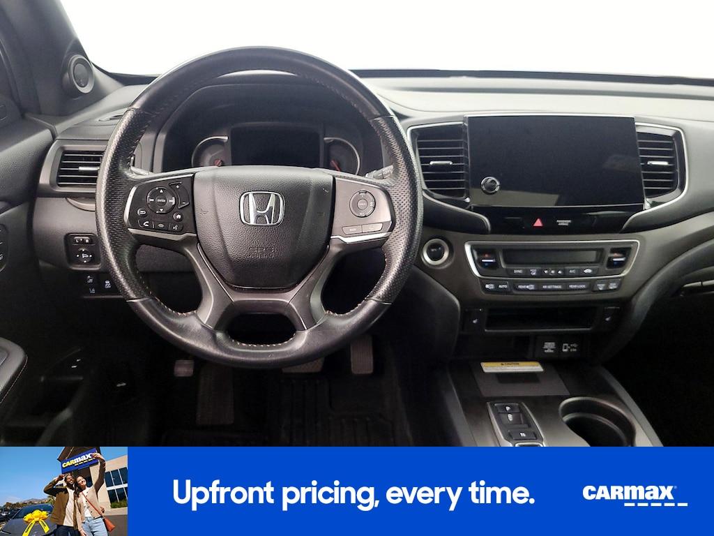 used 2022 Honda Pilot car, priced at $32,998