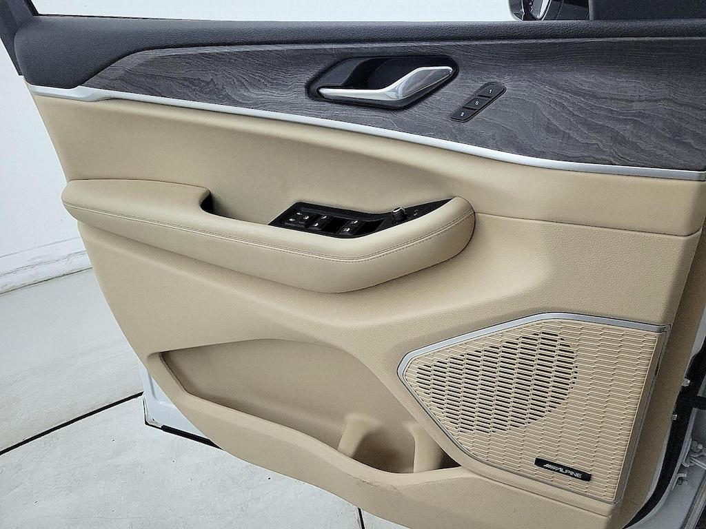 used 2022 Jeep Grand Cherokee L car, priced at $32,998