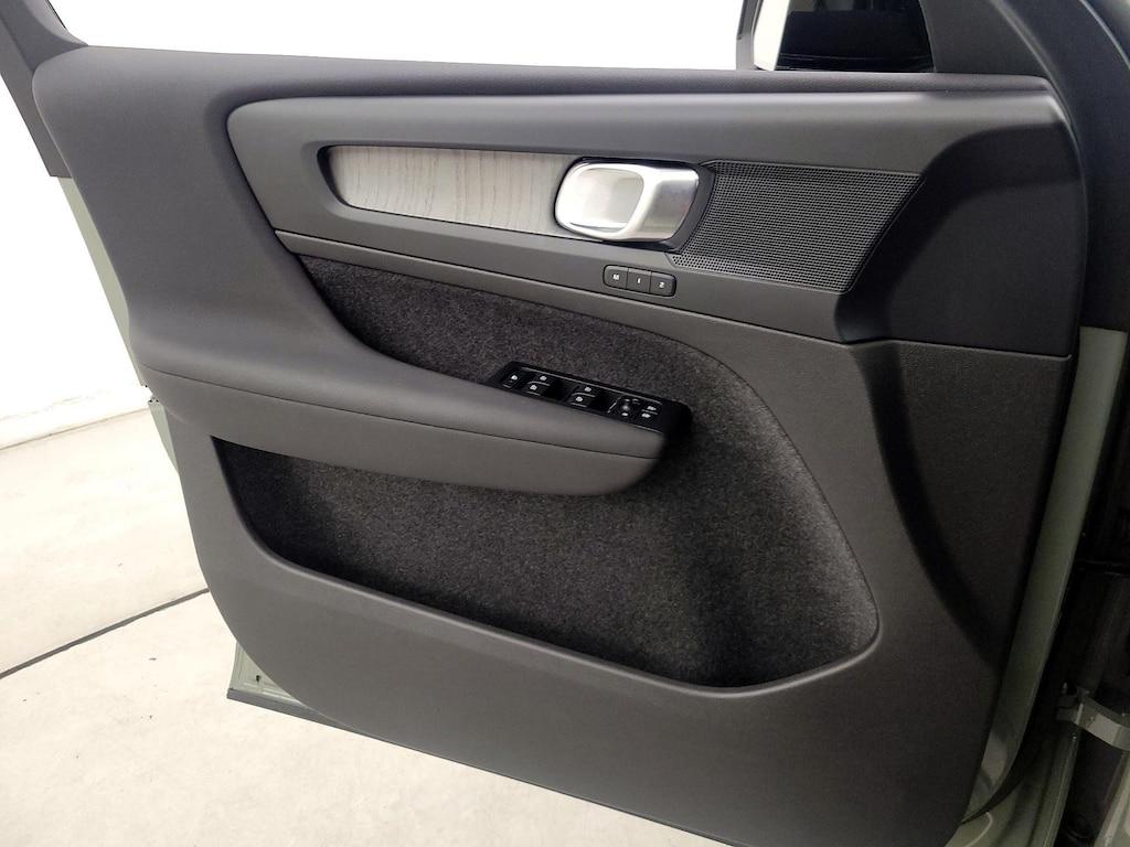 used 2023 Volvo XC40 car, priced at $36,998