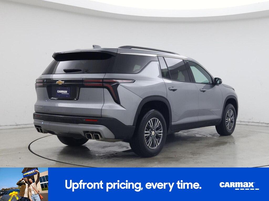 used 2025 Chevrolet Traverse car, priced at $36,998