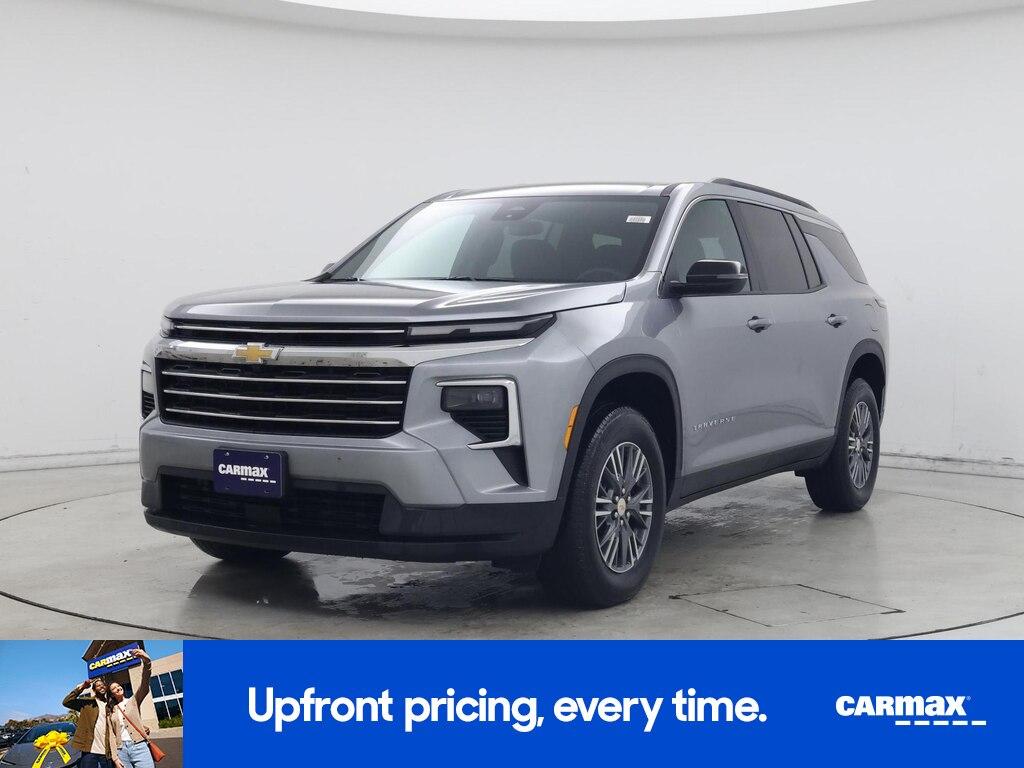 used 2025 Chevrolet Traverse car, priced at $36,998