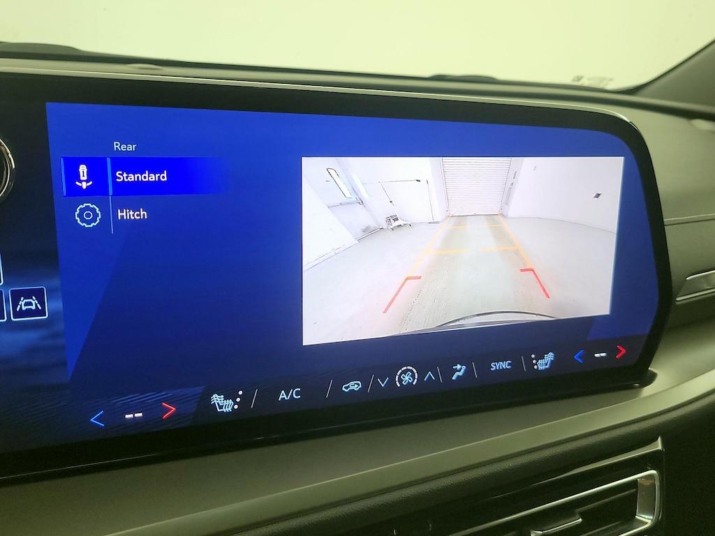 used 2025 Chevrolet Traverse car, priced at $38,998