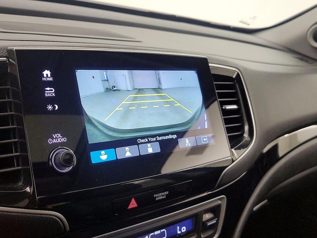 used 2022 Honda Pilot car, priced at $33,998