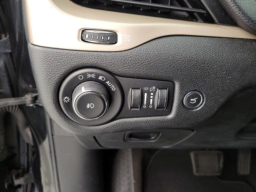 used 2014 Jeep Cherokee car, priced at $15,998