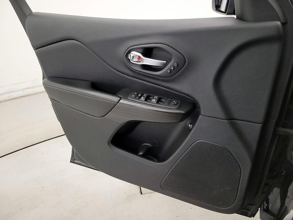 used 2014 Jeep Cherokee car, priced at $15,998