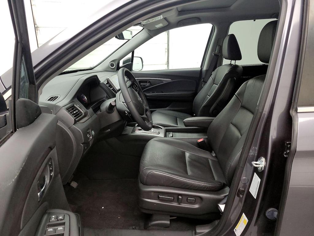 used 2022 Honda Pilot car, priced at $33,998