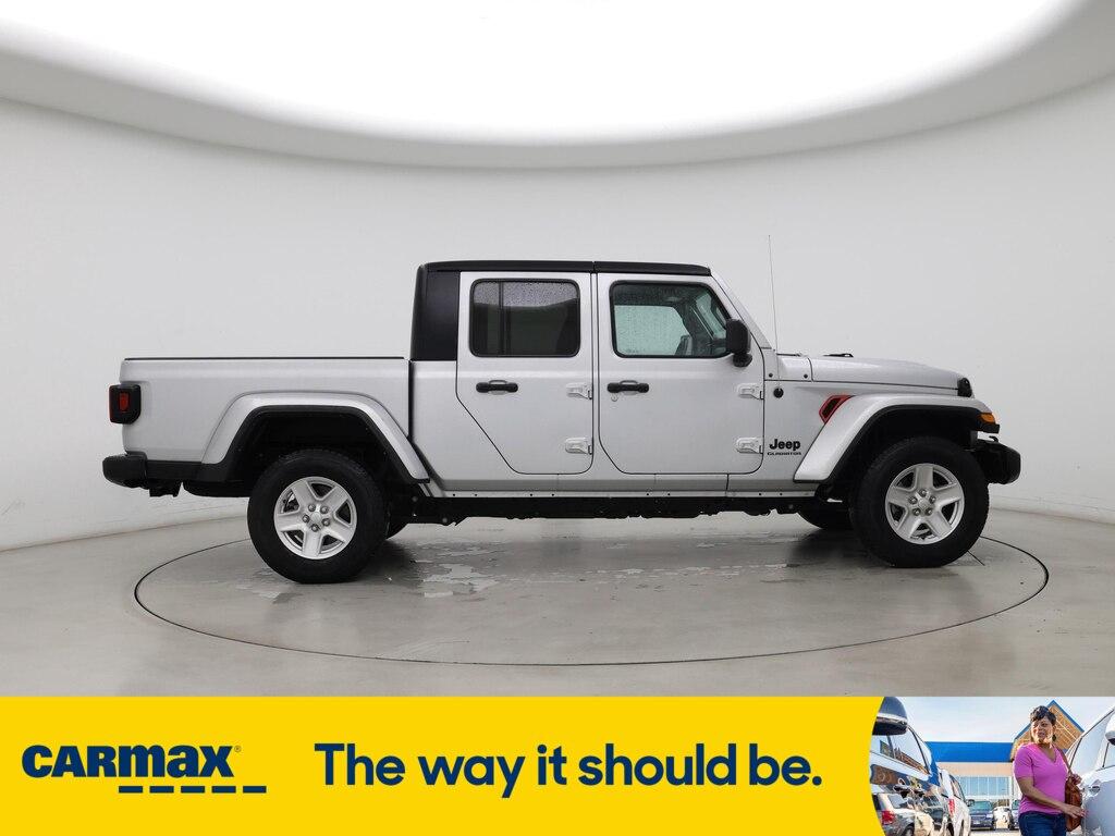 used 2022 Jeep Gladiator car, priced at $30,998