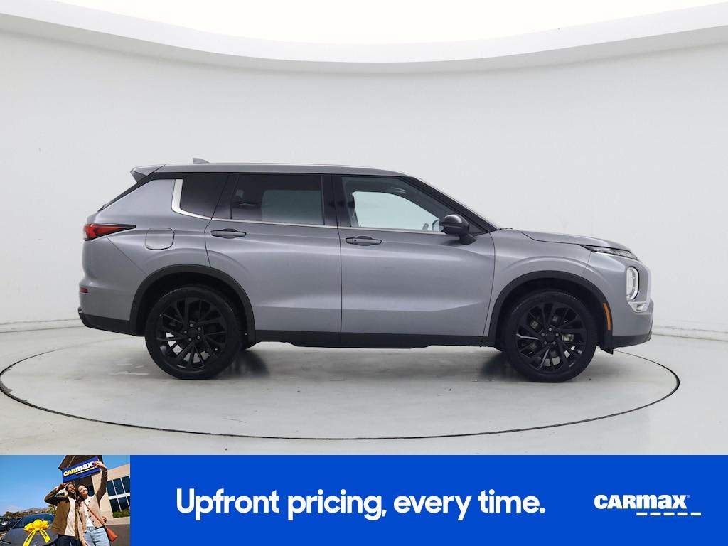 used 2023 Mitsubishi Outlander car, priced at $23,998