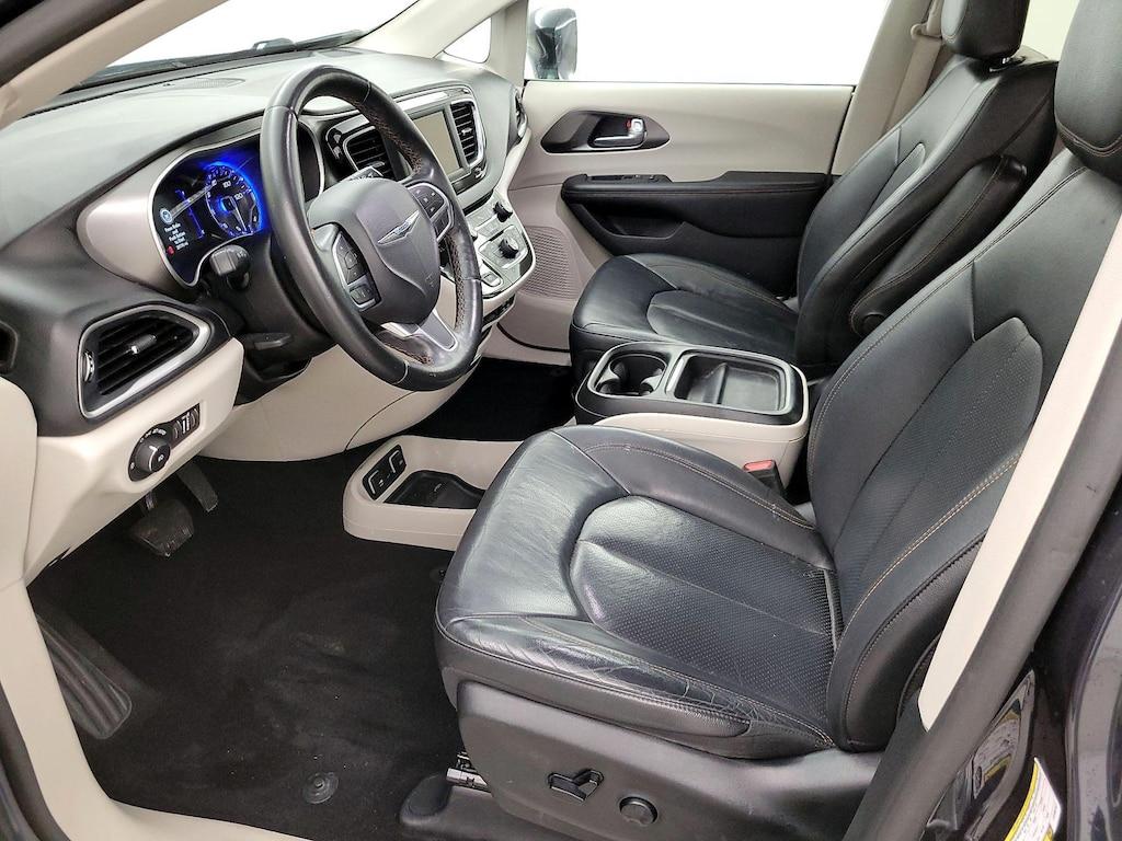 used 2020 Chrysler Pacifica car, priced at $26,998