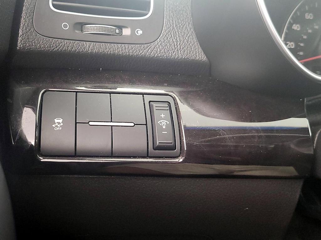 used 2014 Kia Sorento car, priced at $12,998