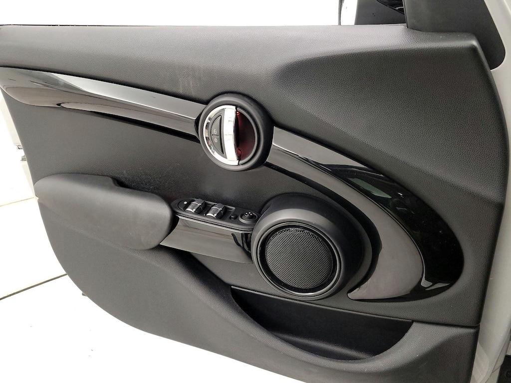 used 2021 MINI Hardtop car, priced at $18,998