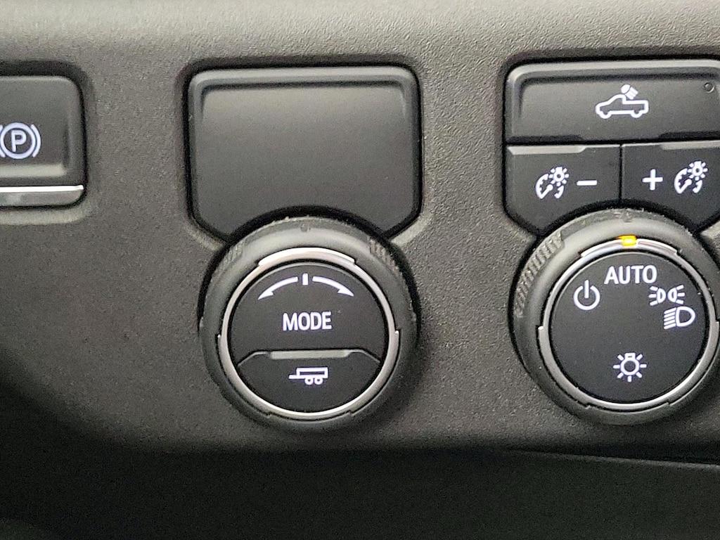 used 2022 Chevrolet Silverado 1500 car, priced at $37,998