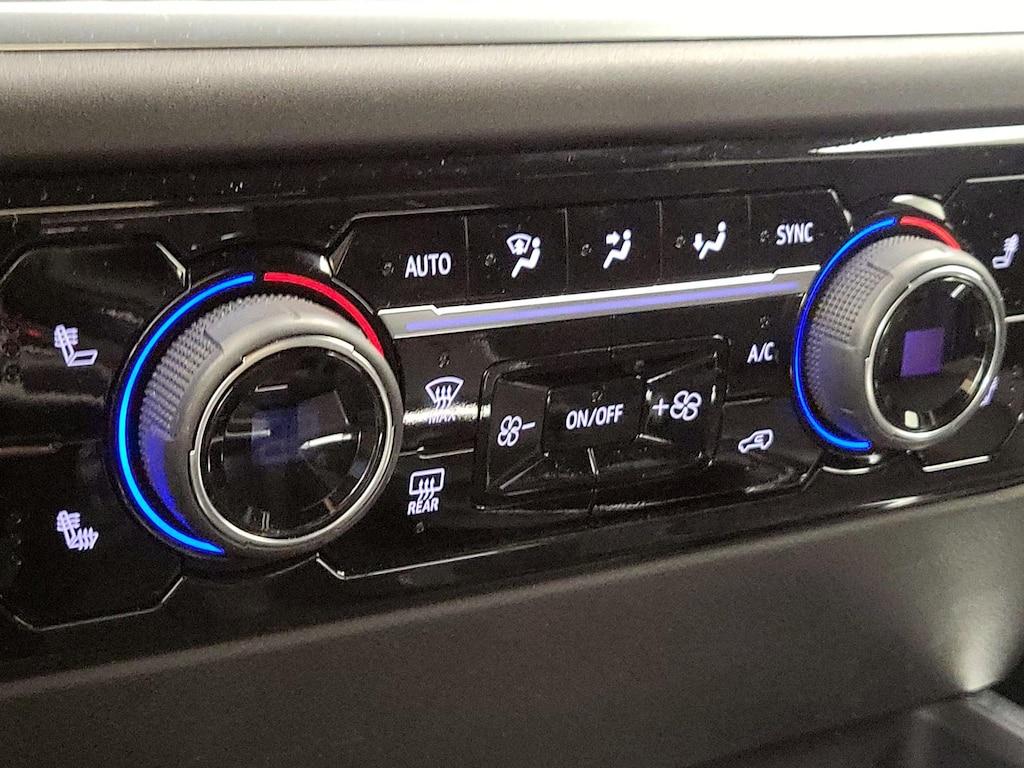 used 2022 Chevrolet Silverado 1500 car, priced at $37,998