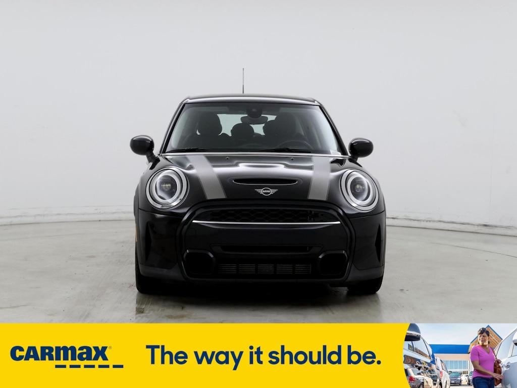 used 2022 MINI Hardtop car, priced at $22,998