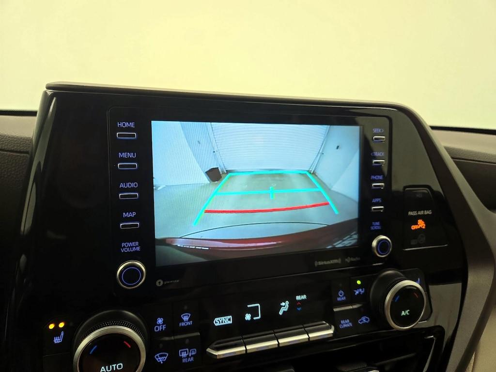 used 2021 Toyota Highlander car, priced at $30,998