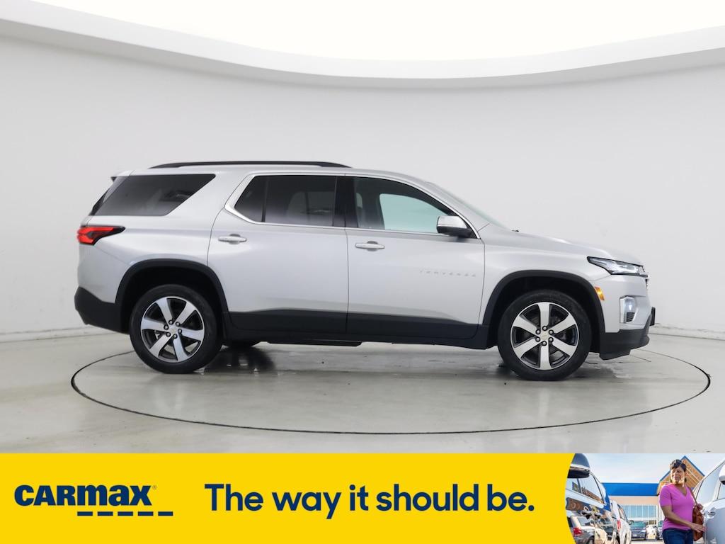 used 2022 Chevrolet Traverse car, priced at $32,998