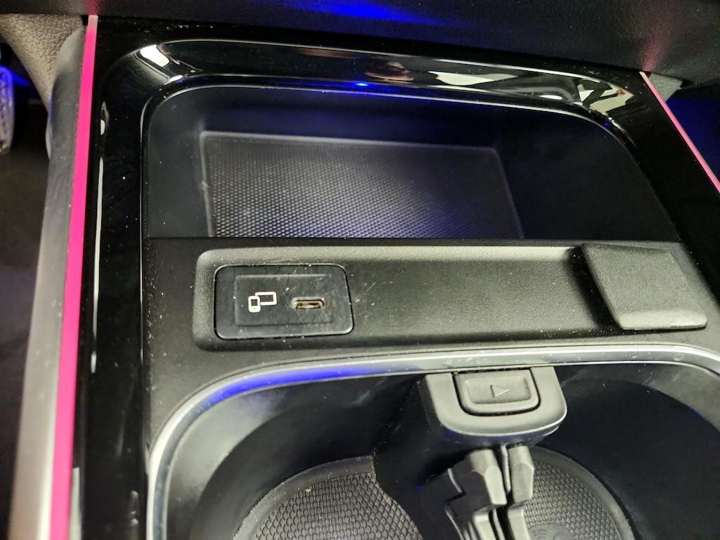 used 2022 Mercedes-Benz GLB 250 car, priced at $30,998