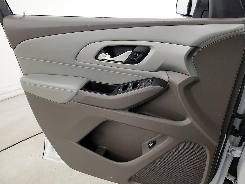 used 2021 Chevrolet Traverse car, priced at $24,998