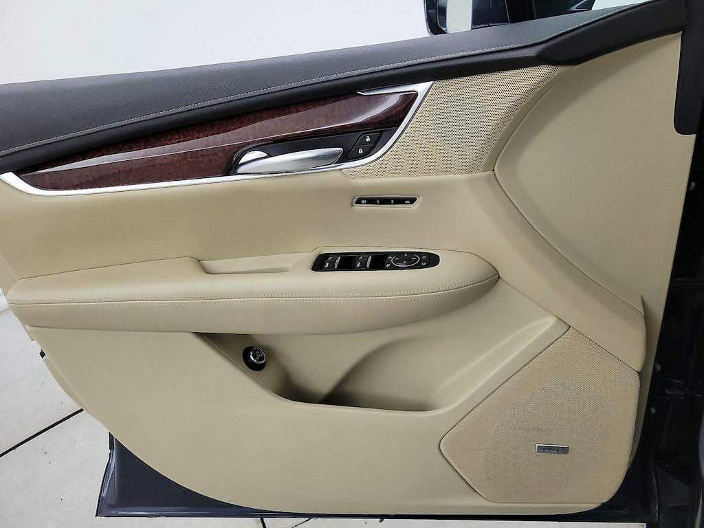 used 2019 Cadillac XT5 car, priced at $20,998