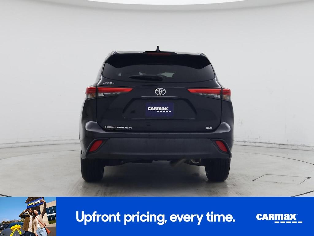 used 2021 Toyota Highlander car, priced at $30,998