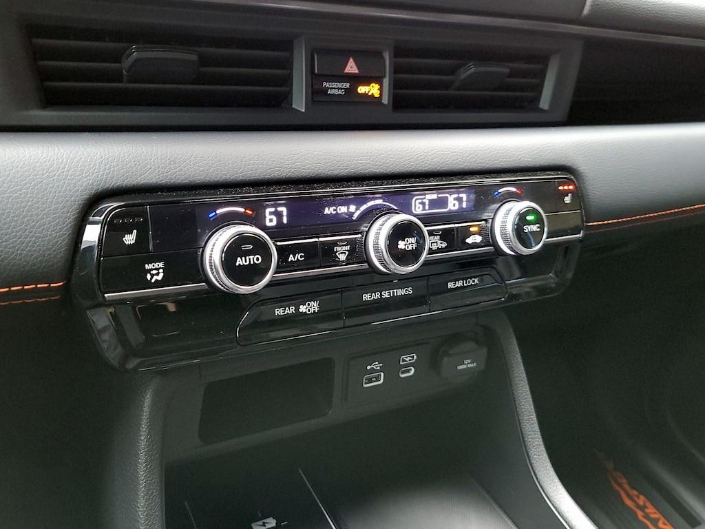 used 2025 Honda Pilot car, priced at $48,998