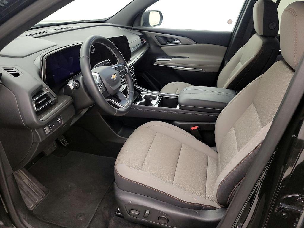 used 2025 Chevrolet Traverse car, priced at $40,998