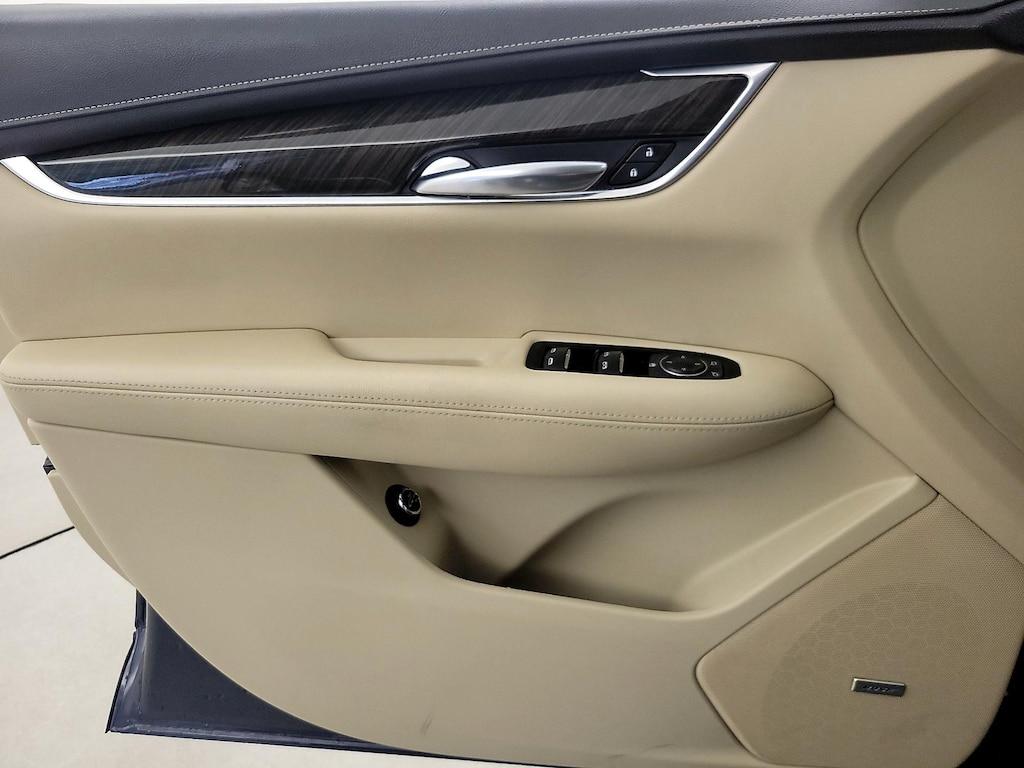 used 2019 Cadillac XT5 car, priced at $23,998
