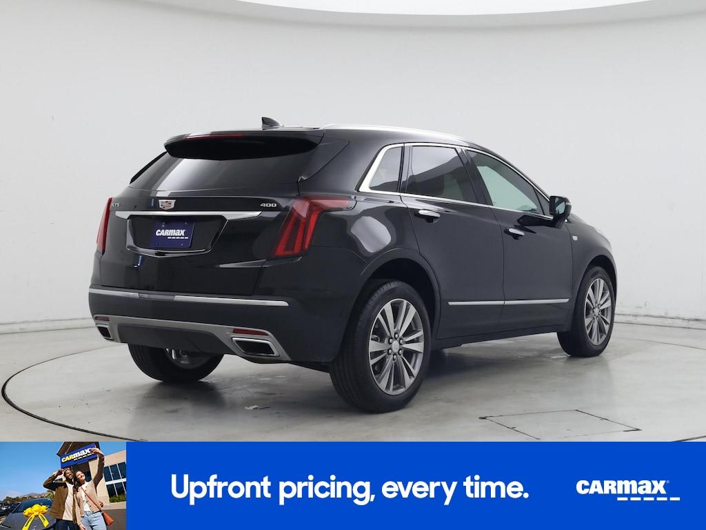 used 2025 Cadillac XT5 car, priced at $43,998