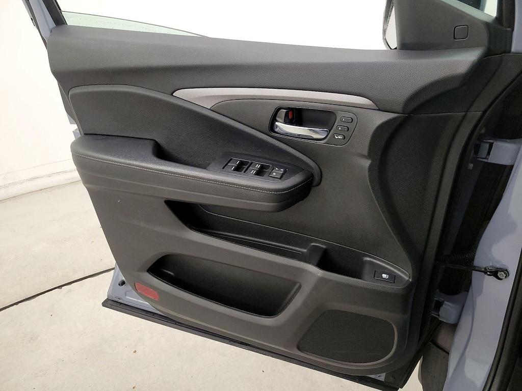 used 2023 Honda Ridgeline car, priced at $33,998