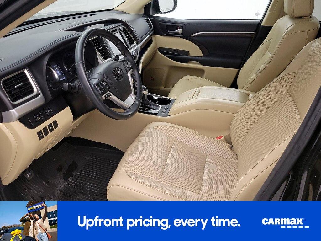 used 2015 Toyota Highlander car, priced at $20,998