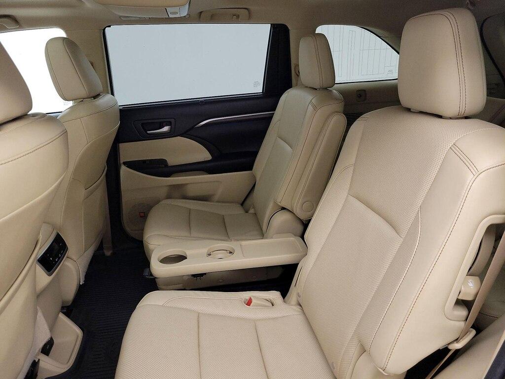 used 2015 Toyota Highlander car, priced at $20,998