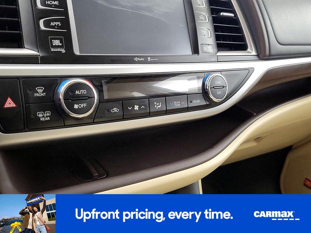used 2015 Toyota Highlander car, priced at $20,998