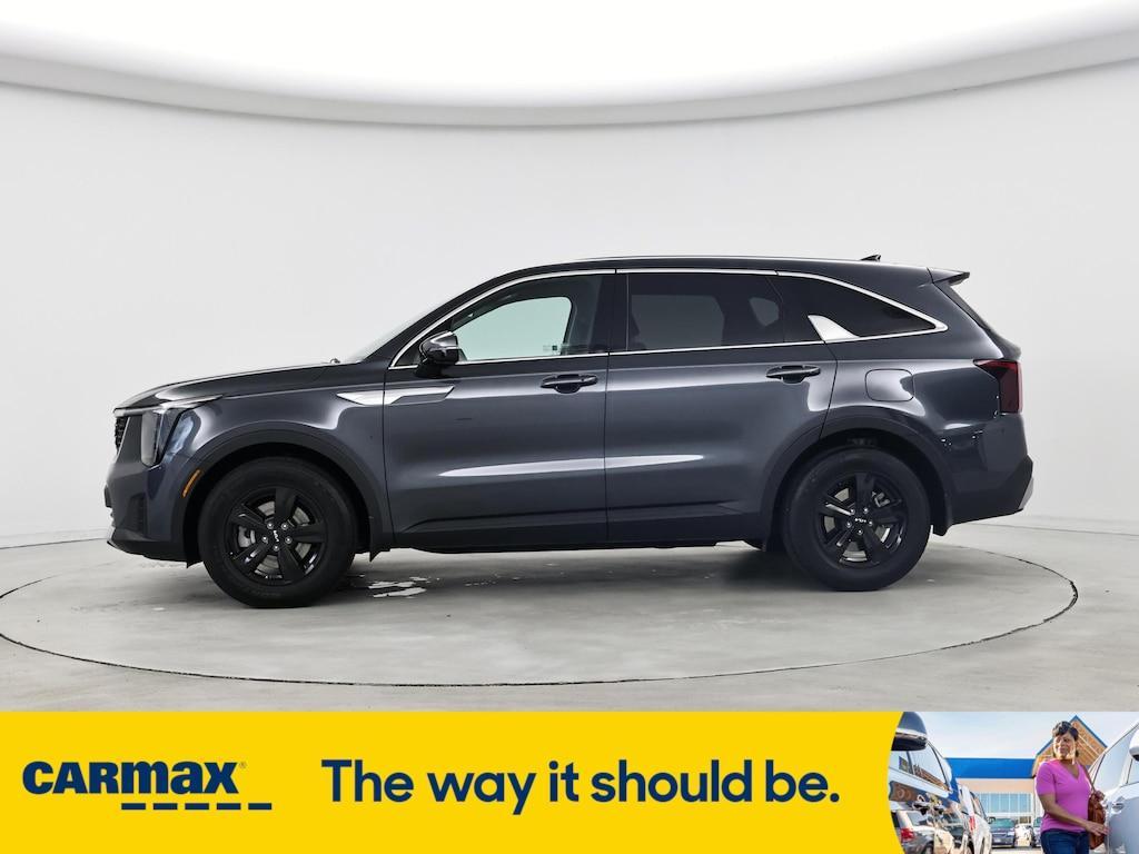 used 2024 Kia Sorento car, priced at $30,998