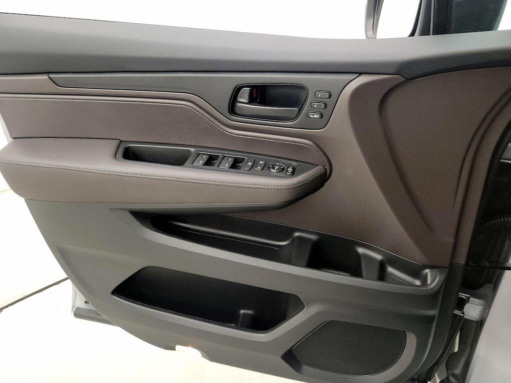 used 2018 Honda Odyssey car, priced at $28,998