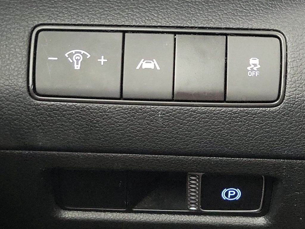 used 2023 Hyundai Santa Fe car, priced at $21,998