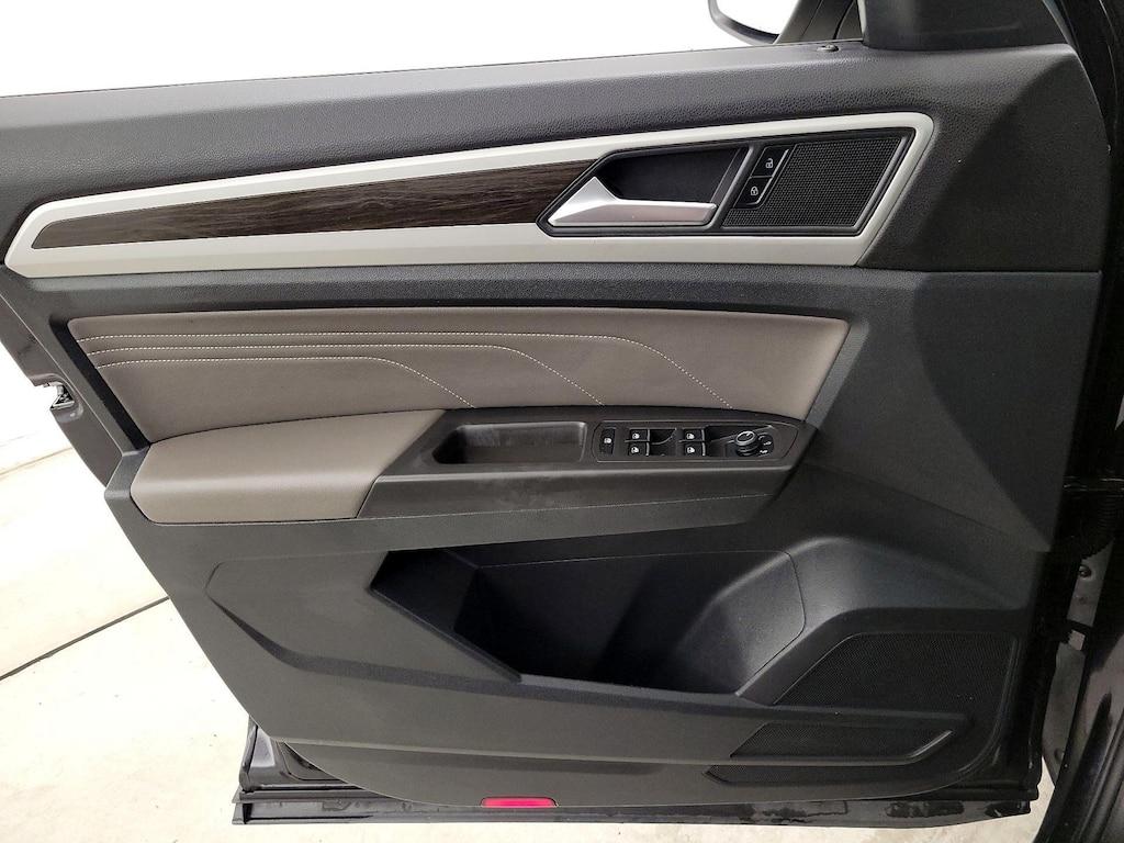 used 2022 Volkswagen Atlas car, priced at $24,998