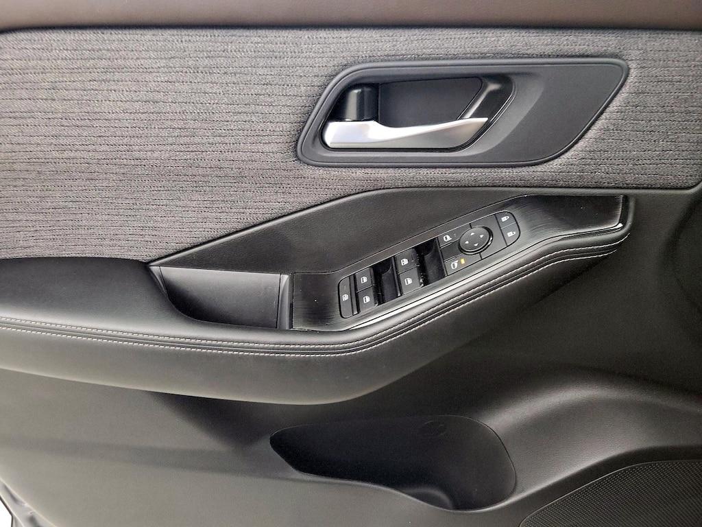 used 2023 Nissan Rogue car, priced at $23,998