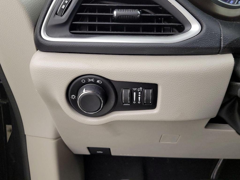 used 2017 Chrysler Pacifica car, priced at $19,998