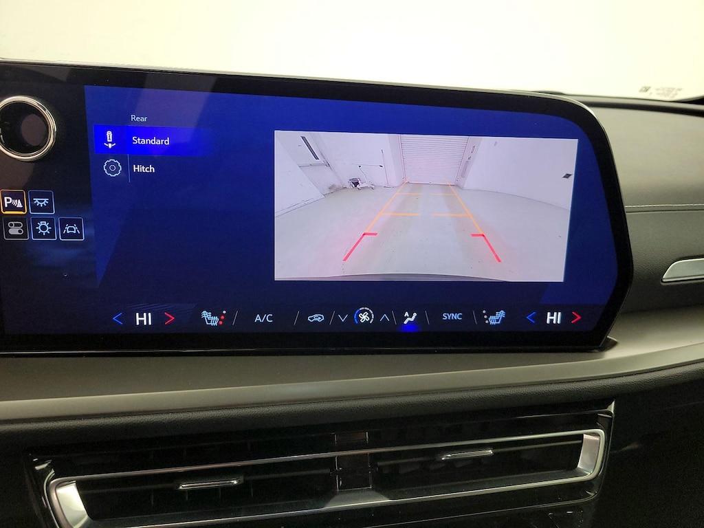 used 2025 Chevrolet Traverse car, priced at $39,998