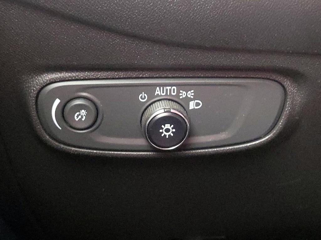 used 2022 Chevrolet Equinox car, priced at $22,998