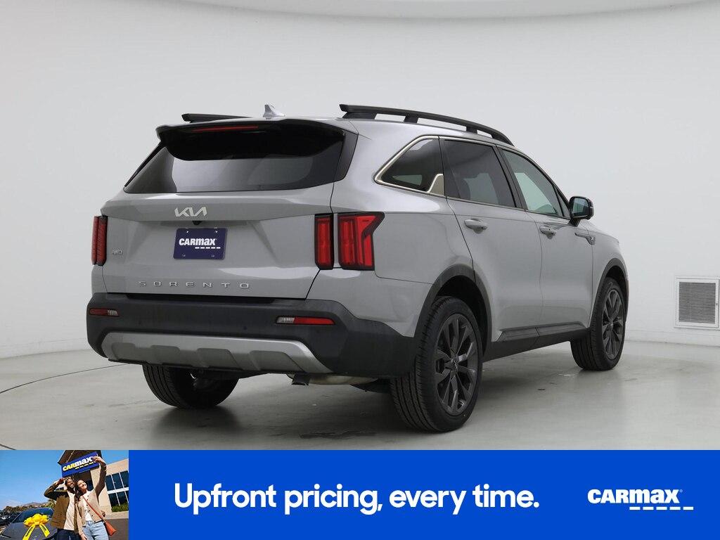 used 2022 Kia Sorento car, priced at $32,998