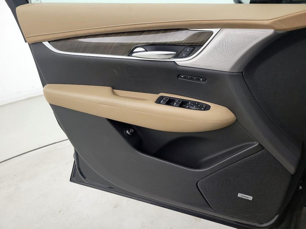 used 2020 Cadillac XT6 car, priced at $36,998