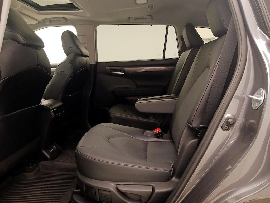 used 2023 Toyota Highlander Hybrid car, priced at $49,998