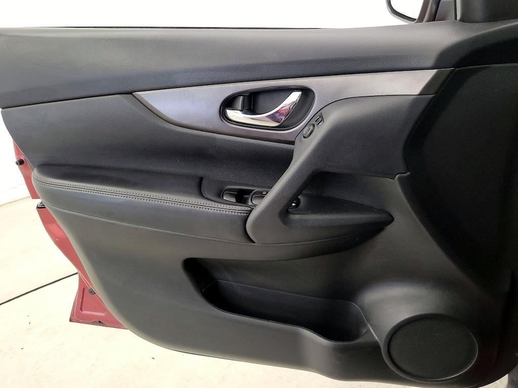 used 2015 Nissan Rogue car, priced at $16,998