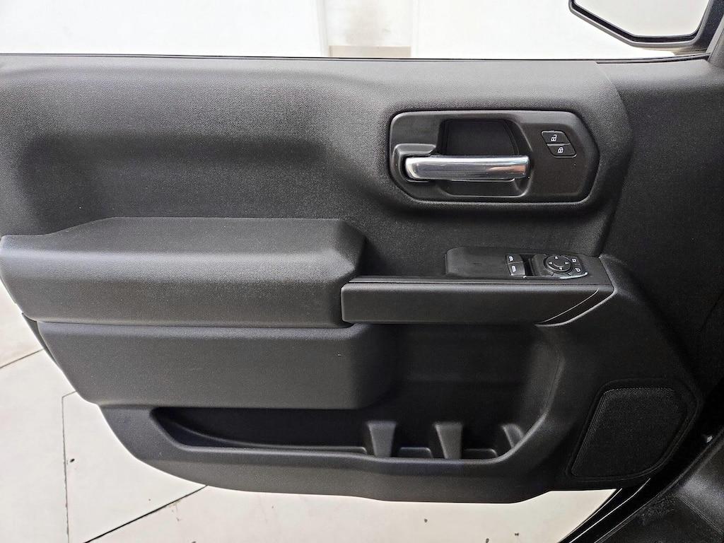 used 2025 GMC Sierra 1500 car, priced at $37,998