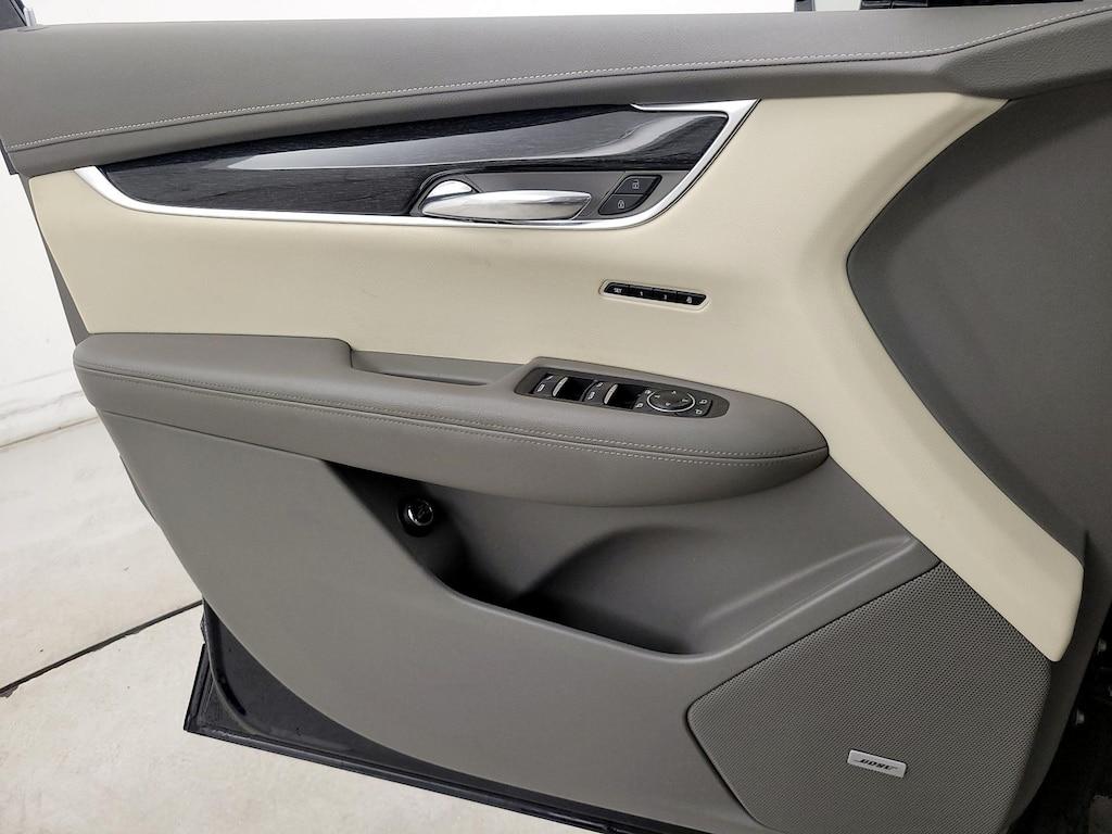 used 2022 Cadillac XT6 car, priced at $36,998