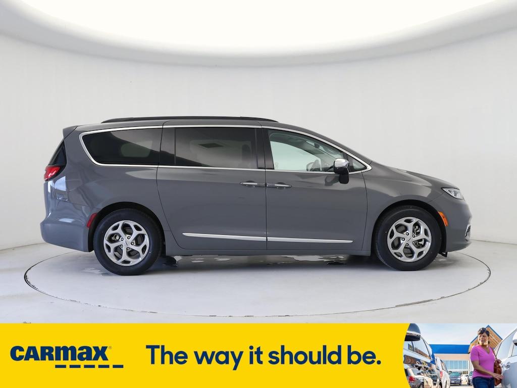 used 2023 Chrysler Pacifica car, priced at $30,998