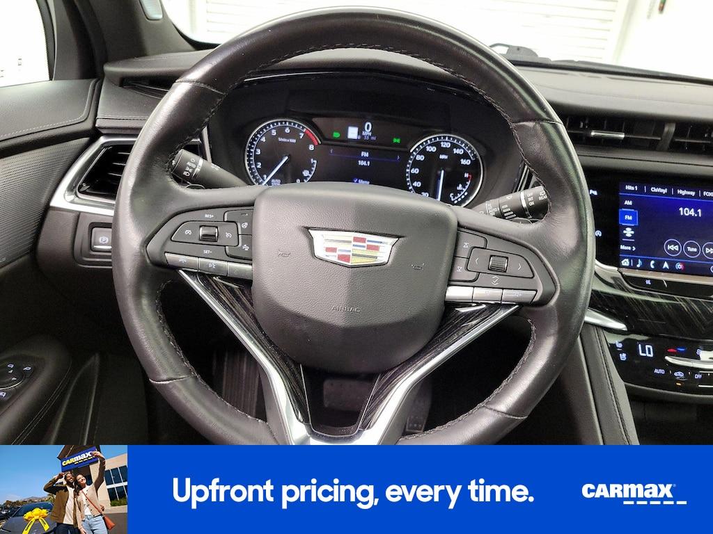used 2023 Cadillac XT6 car, priced at $37,998